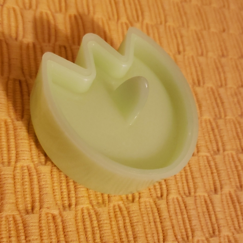 💜2 Ads/$10 - NWOT - Japanese Rice Shaper / Mold - Picture 2 of 3